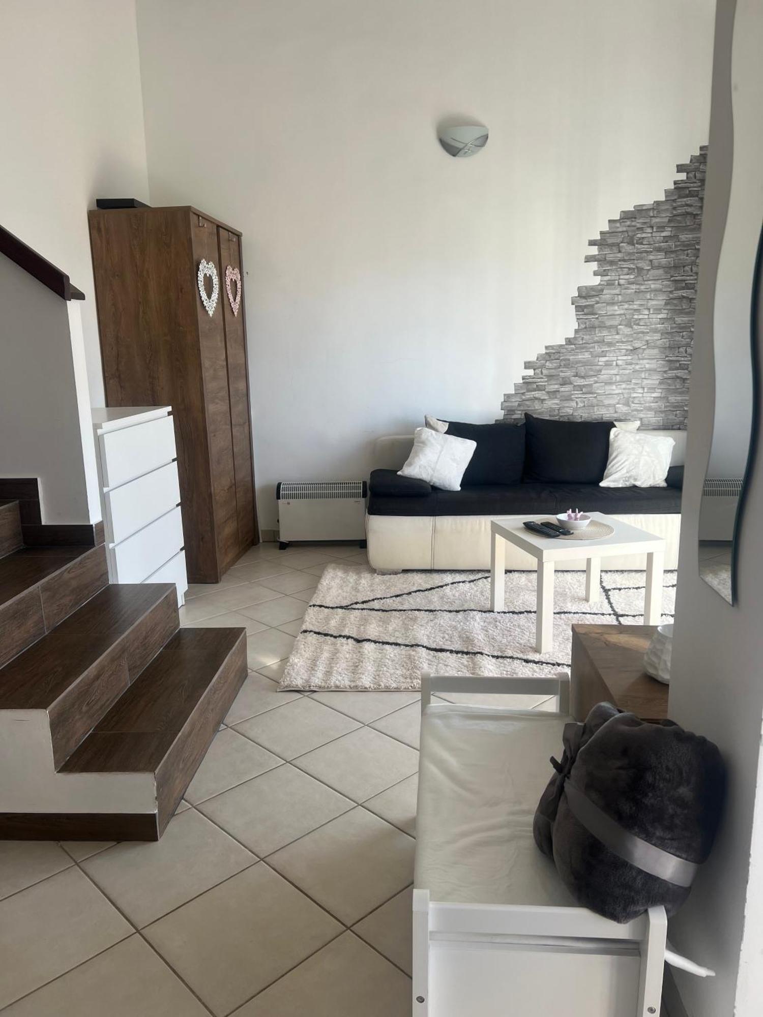 Apartmans Sun & Moon Zambratija  Esterno foto