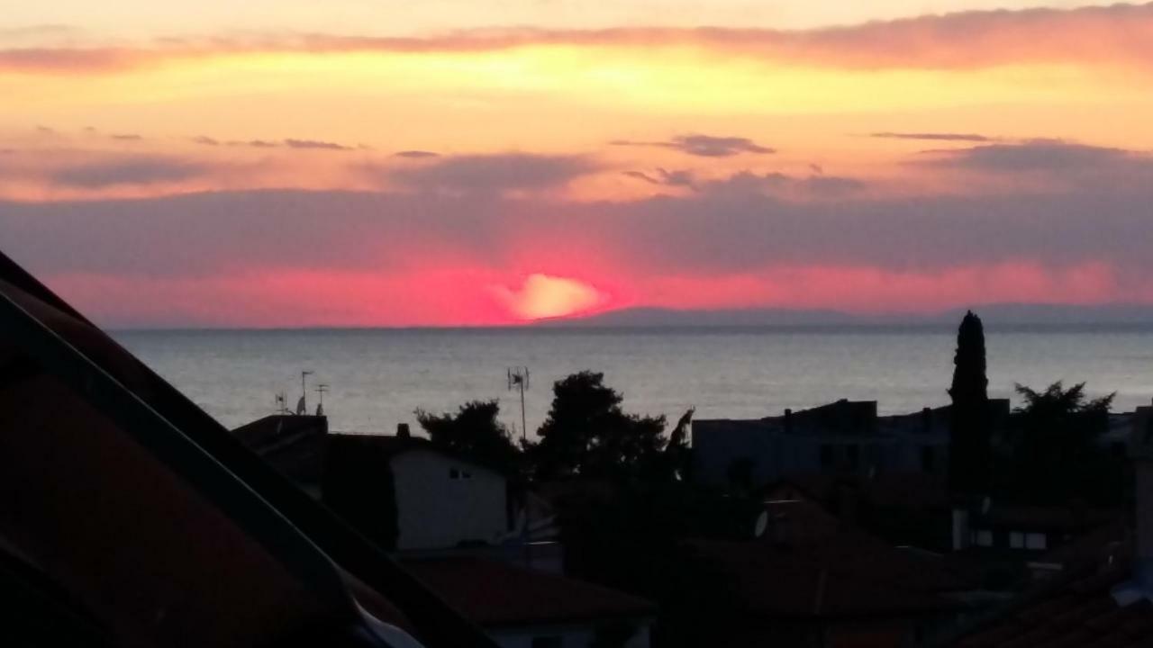 Apartmans Sun & Moon Zambratija  Esterno foto