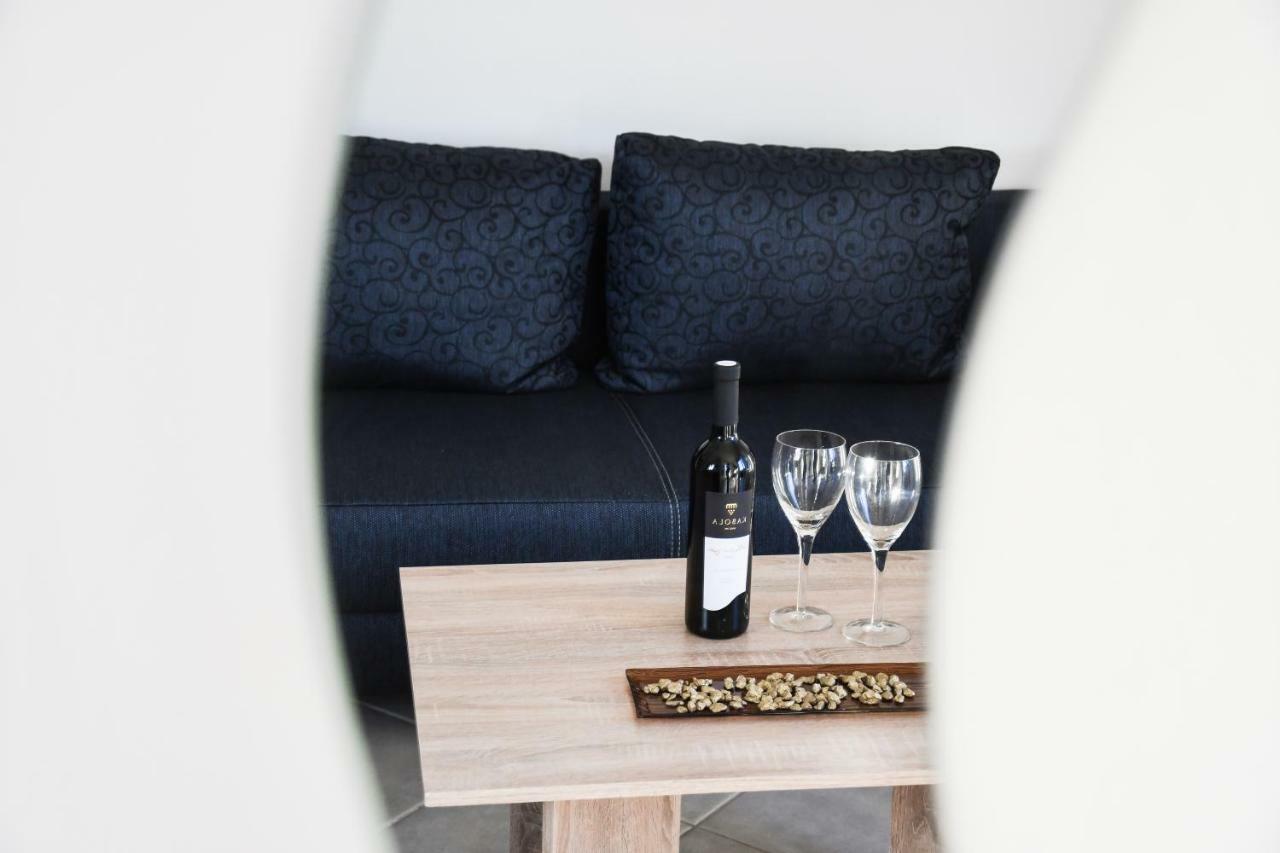 Apartmans Sun & Moon Zambratija  Esterno foto